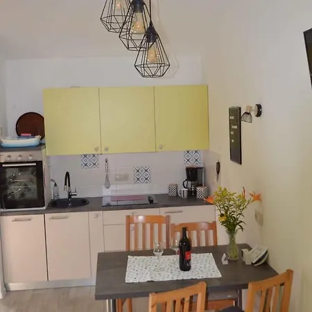 In - Istrien 42541 Apartman Porec