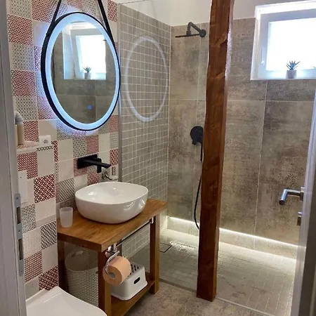 Apartamento In - Istrien 42541 Poreč